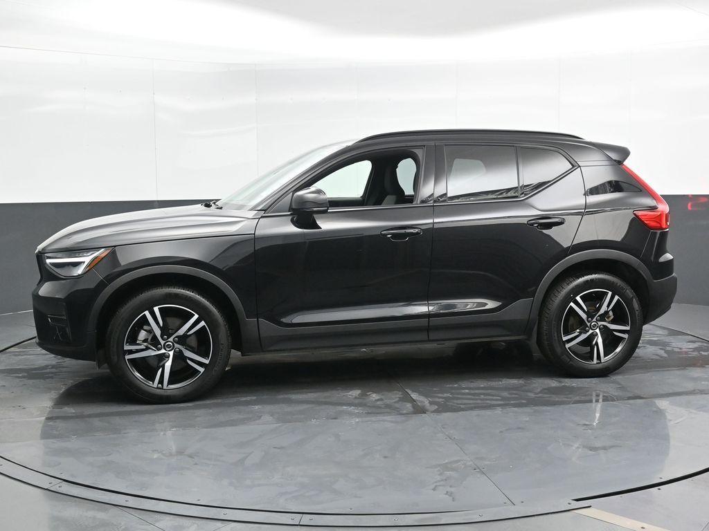 used 2024 Volvo XC40 car, priced at $31,998