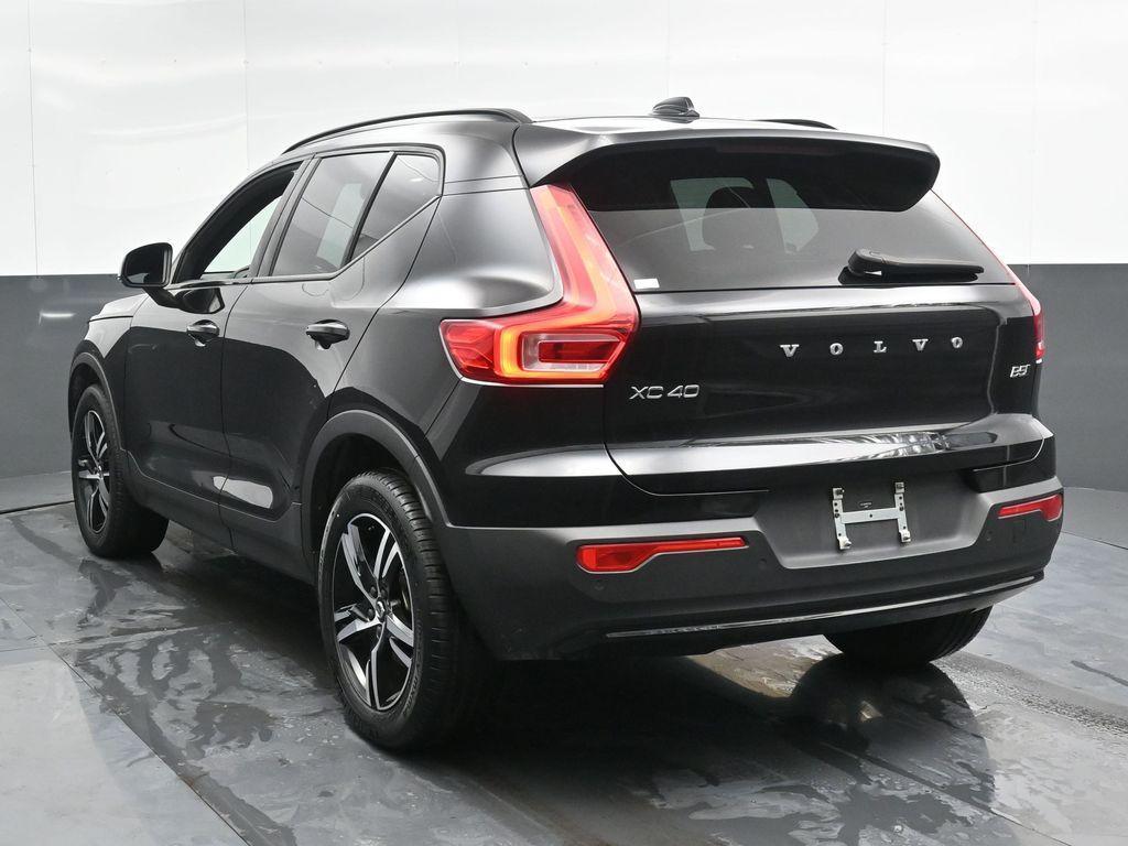 used 2024 Volvo XC40 car, priced at $31,998