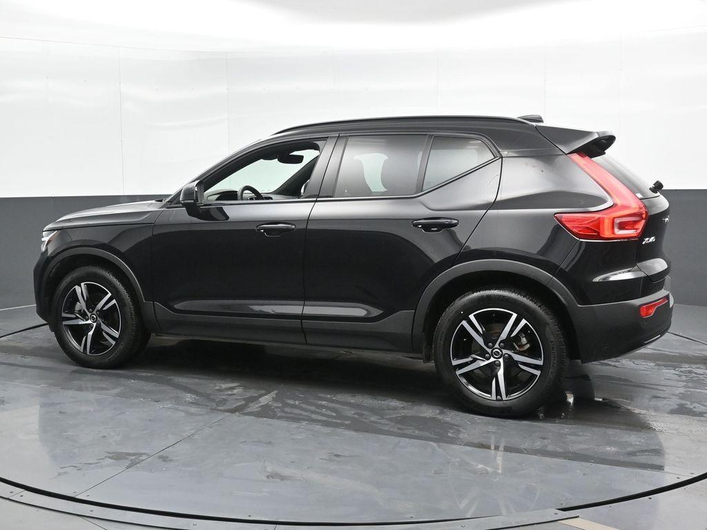 used 2024 Volvo XC40 car, priced at $31,998