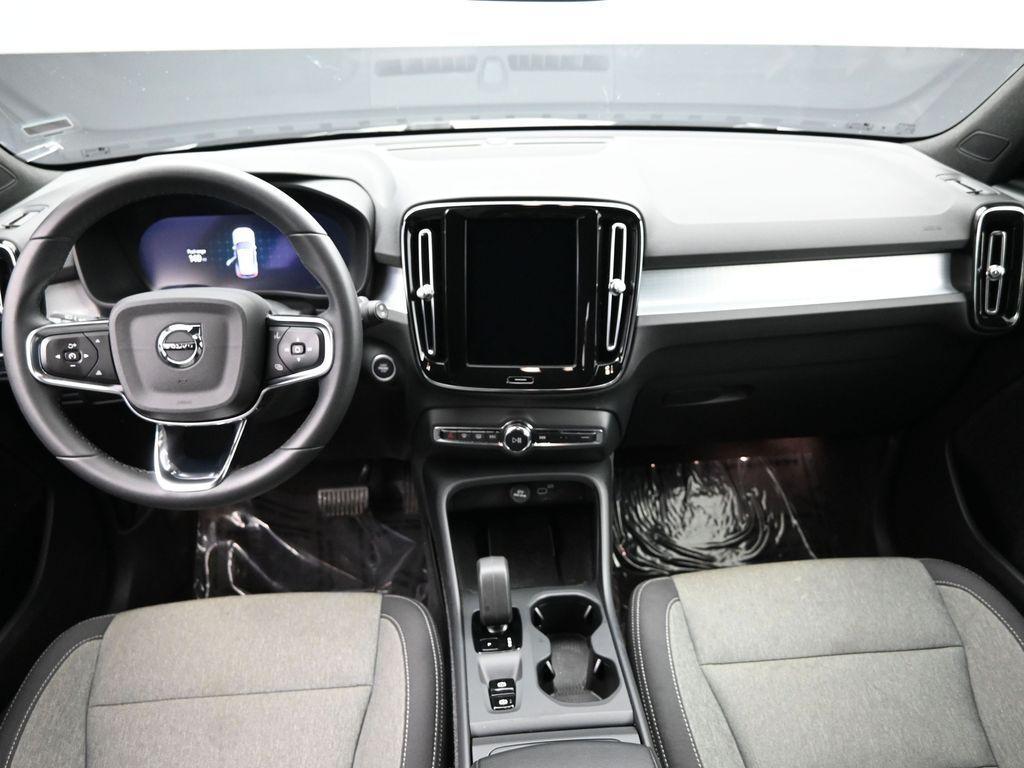 used 2024 Volvo XC40 car, priced at $31,998