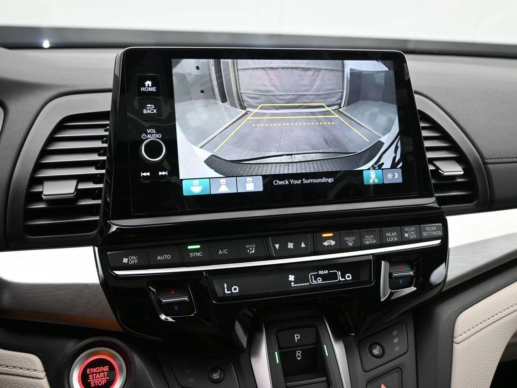 new 2026 Honda Odyssey car, priced at $44,245