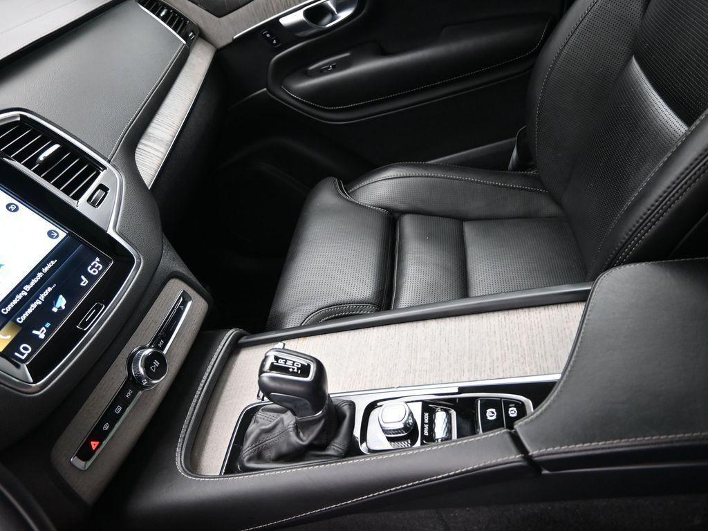 used 2021 Volvo XC90 car, priced at $36,886