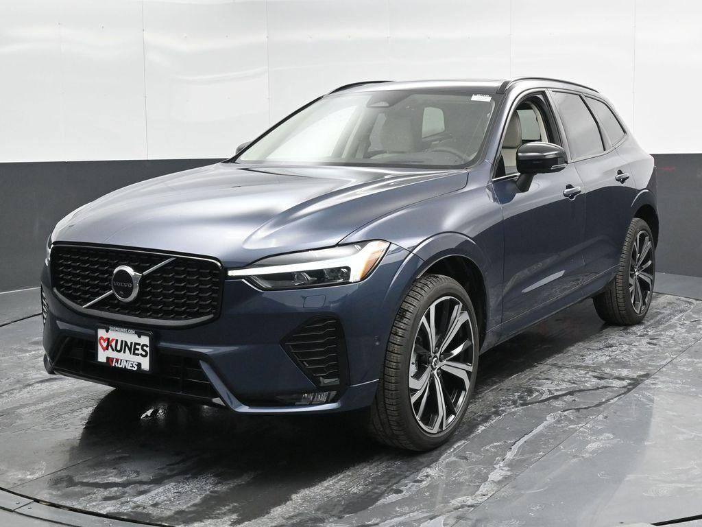 new 2025 Volvo XC60 car, priced at $58,625