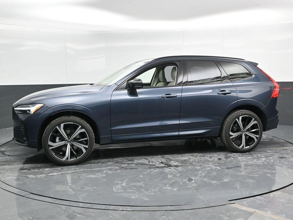 new 2025 Volvo XC60 car, priced at $58,625