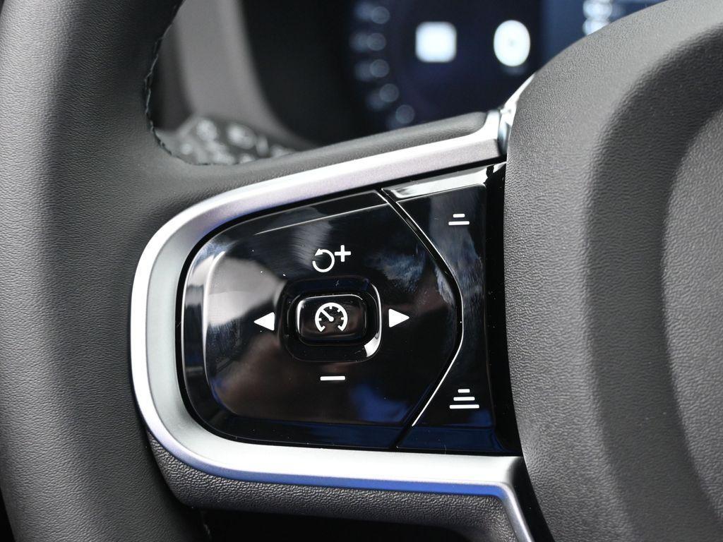 new 2026 Volvo XC60 car, priced at $54,985