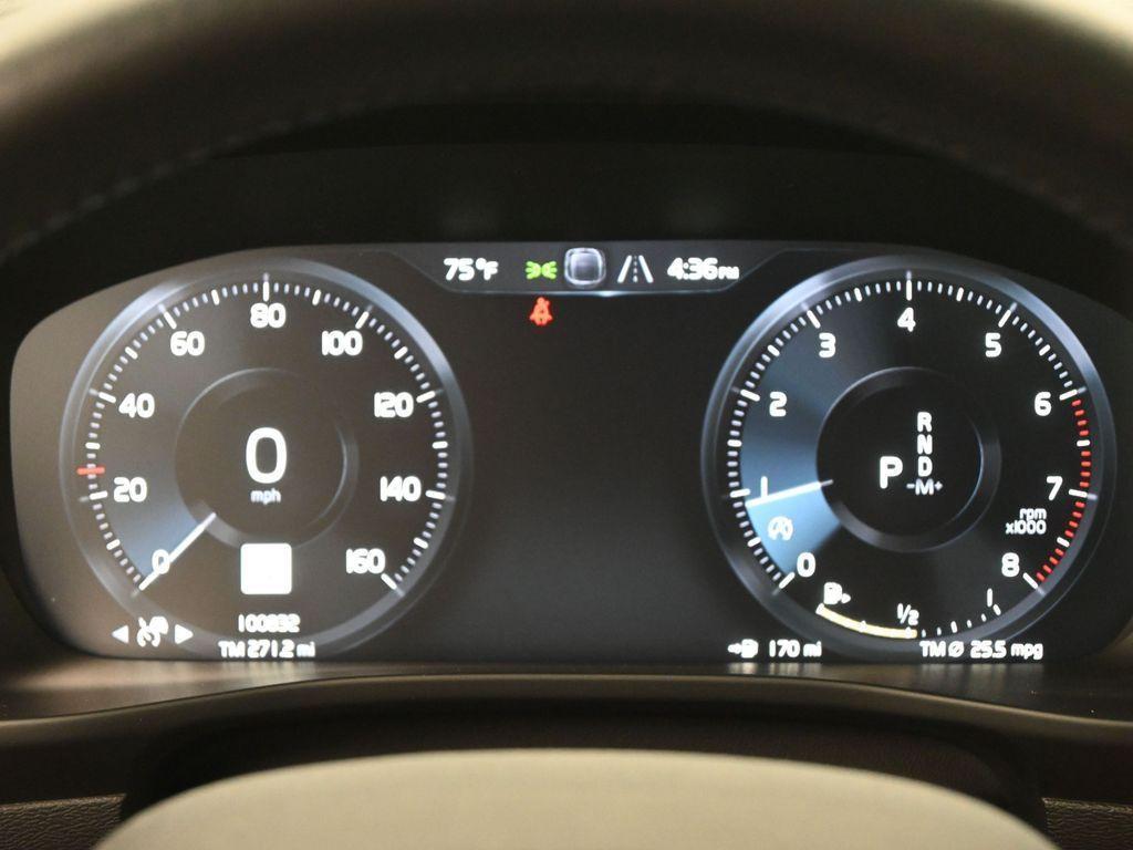 used 2021 Volvo XC40 car, priced at $17,973