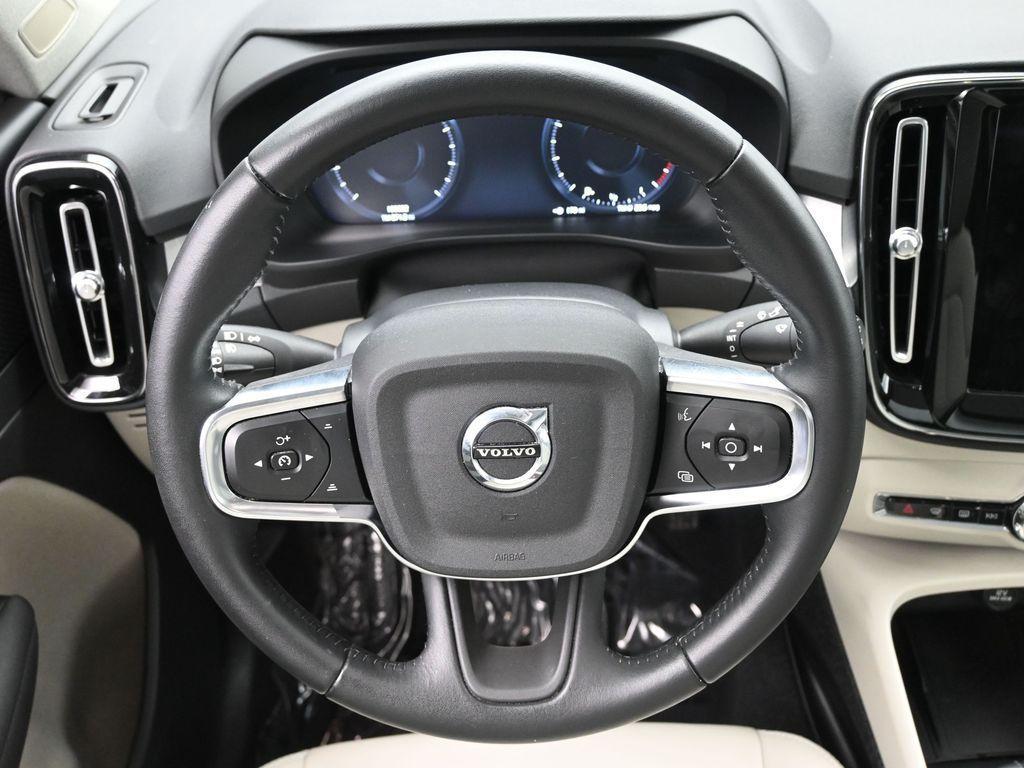 used 2021 Volvo XC40 car, priced at $17,973