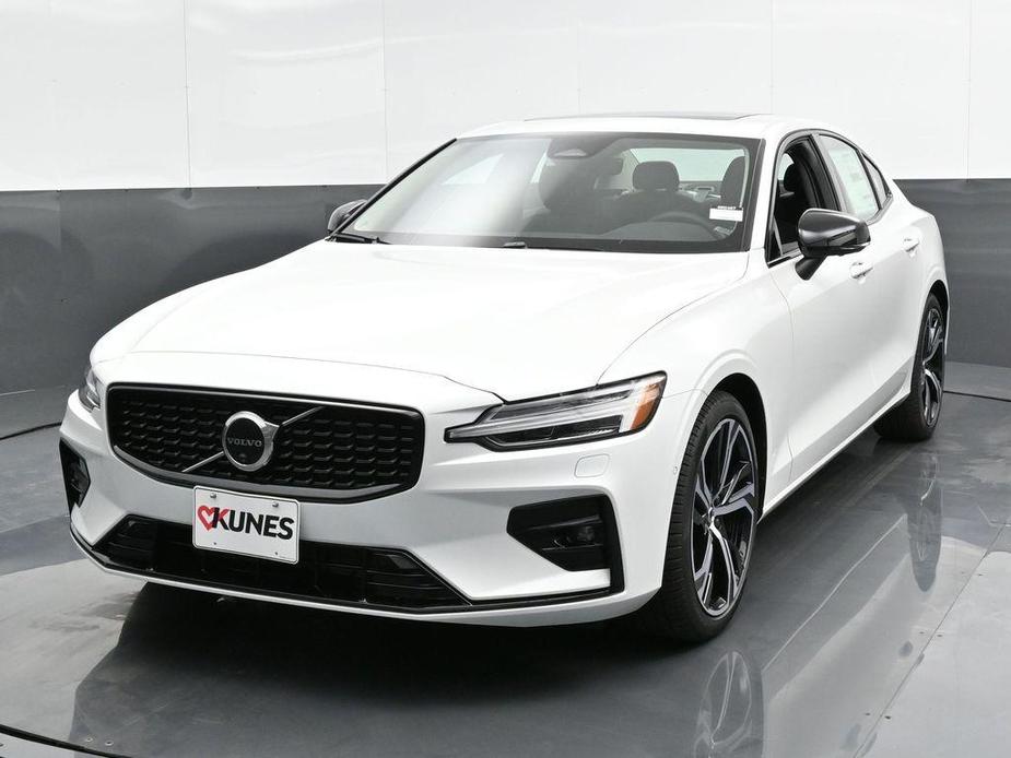 new 2025 Volvo S60 car, priced at $51,915