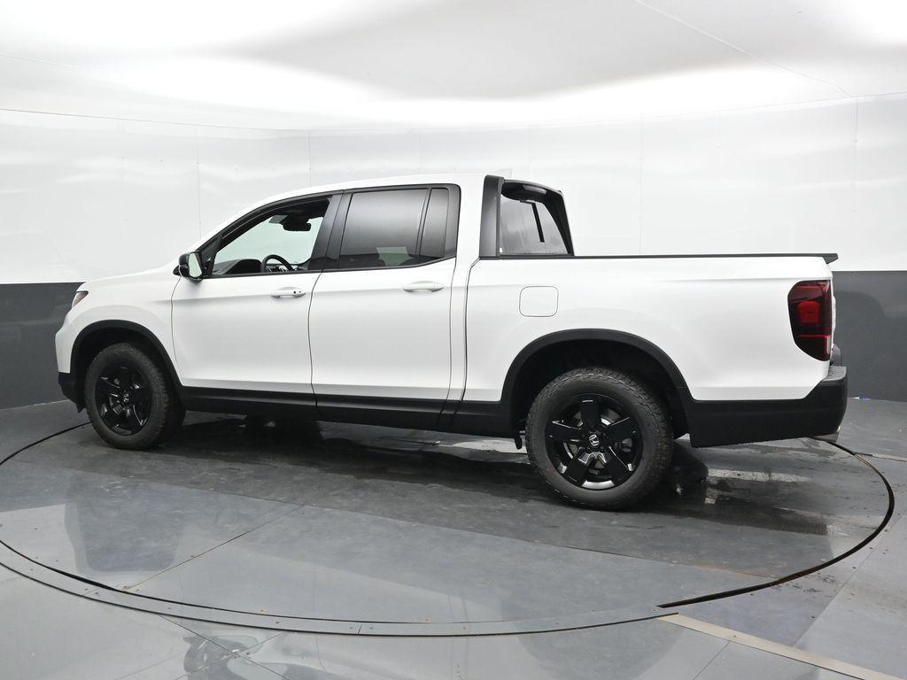 new 2025 Honda Ridgeline car, priced at $42,693