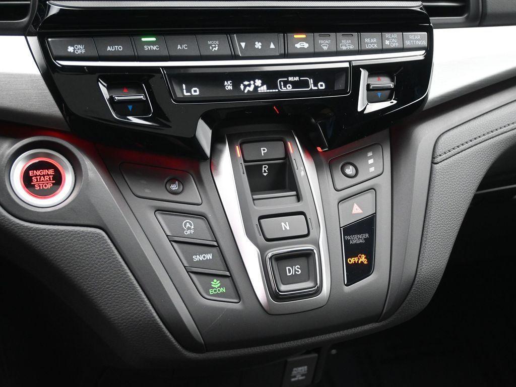 new 2025 Honda Odyssey car, priced at $44,775