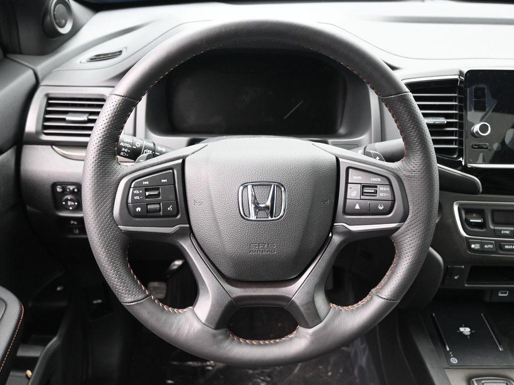 new 2025 Honda Ridgeline car, priced at $42,343