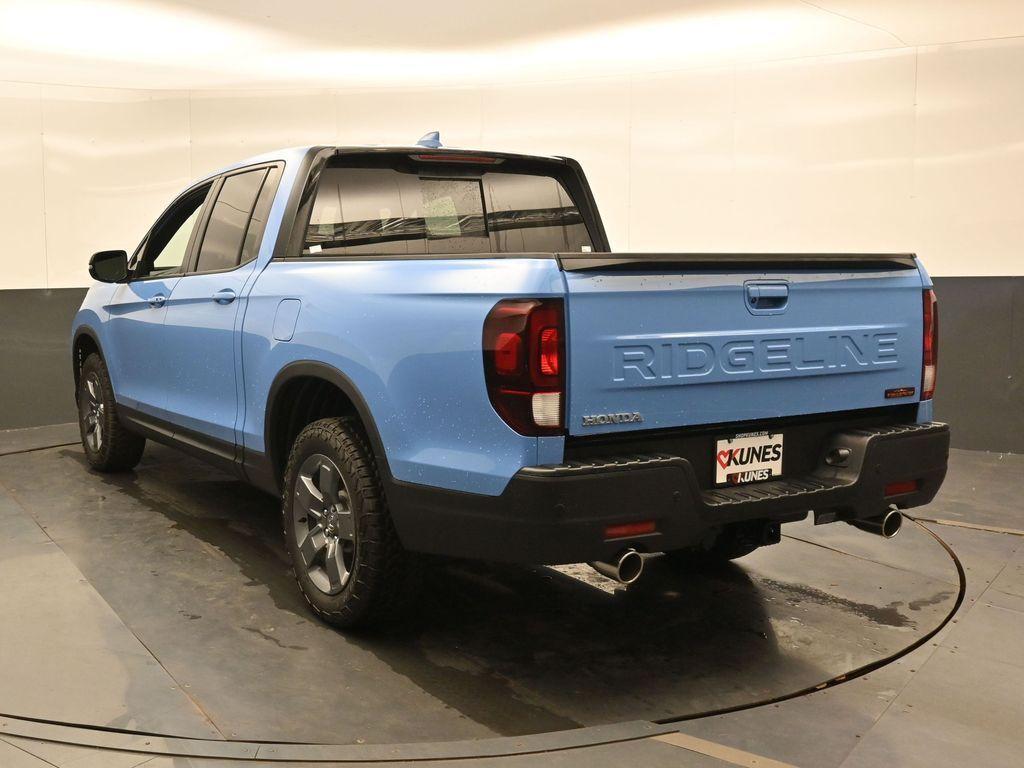 new 2025 Honda Ridgeline car, priced at $42,343