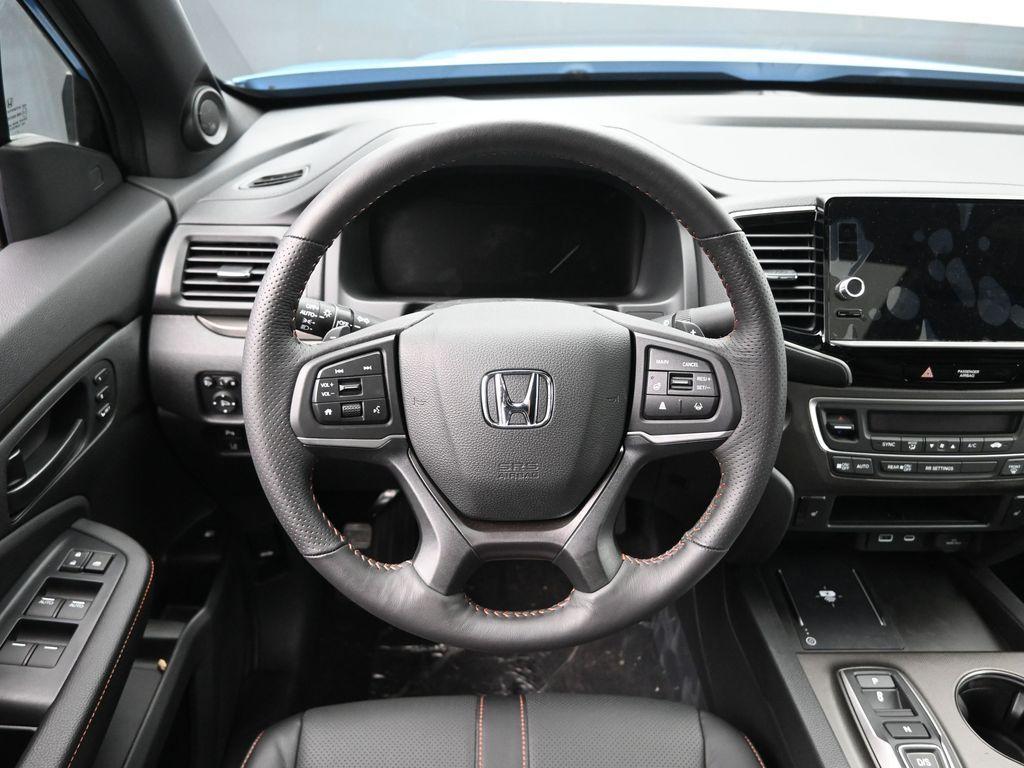 new 2025 Honda Ridgeline car, priced at $42,343