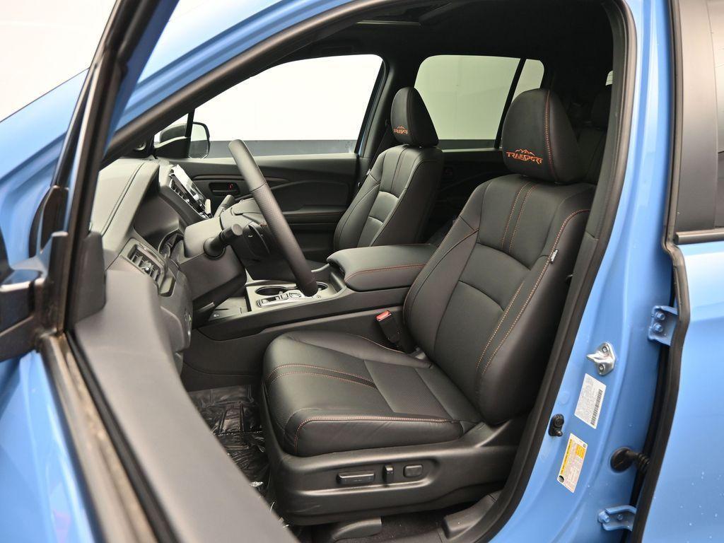 new 2025 Honda Ridgeline car, priced at $42,343