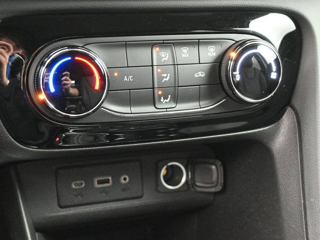 used 2023 Buick Encore GX car, priced at $20,900
