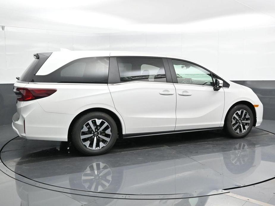 new 2025 Honda Odyssey car, priced at $42,105