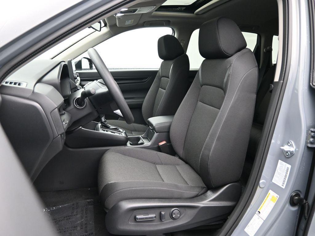 new 2025 Honda CR-V car, priced at $35,697