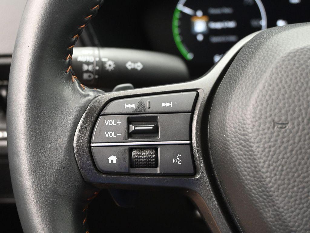 used 2025 Honda CR-V Hybrid car, priced at $35,999