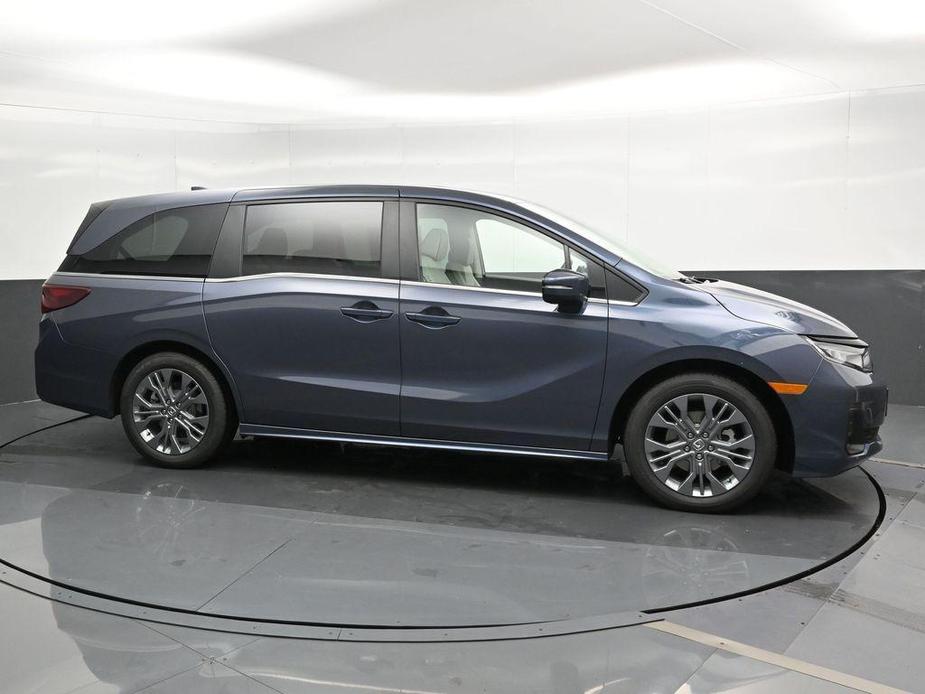 new 2025 Honda Odyssey car, priced at $45,578