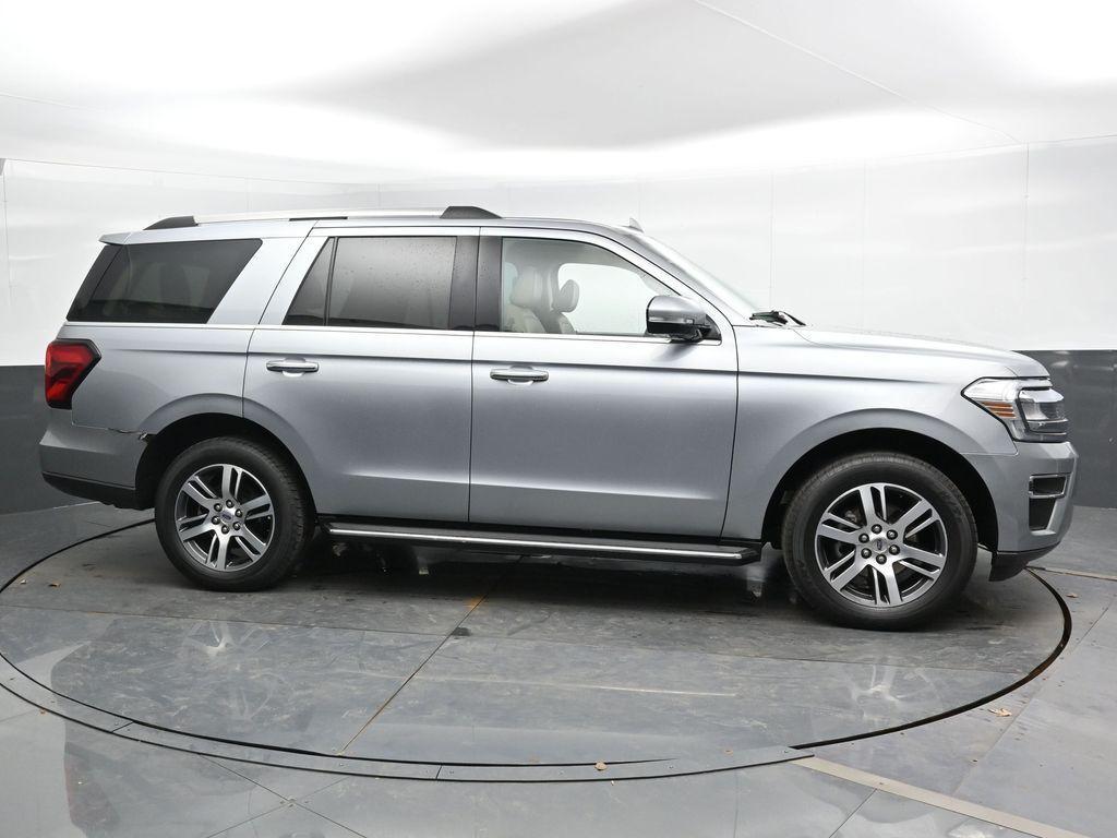 used 2023 Ford Expedition car, priced at $42,998
