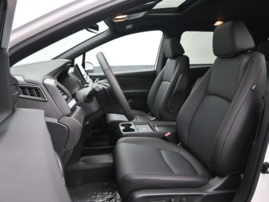 new 2025 Honda Odyssey car, priced at $44,775