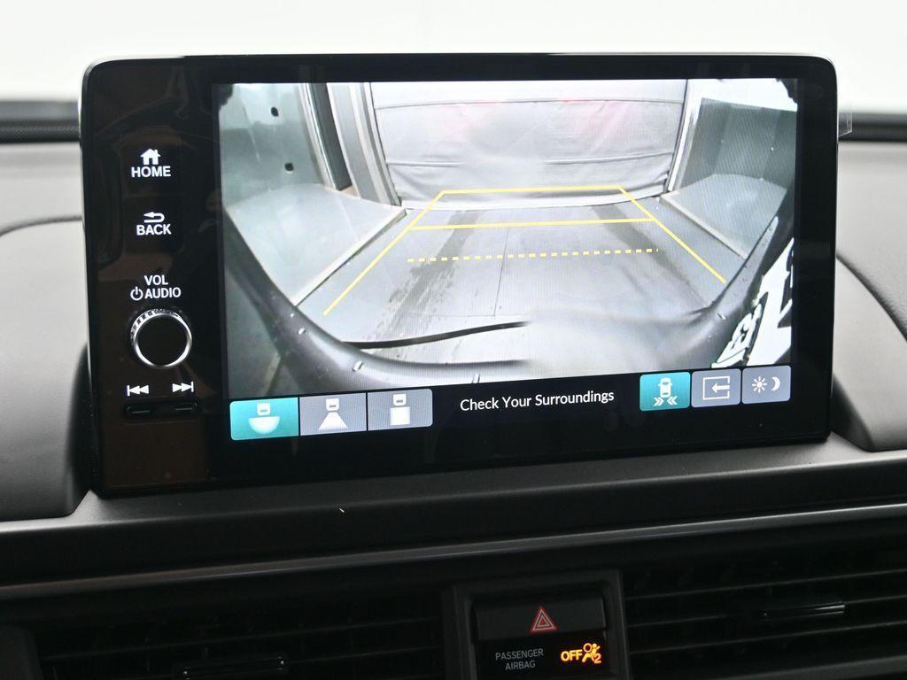 new 2025 Honda Pilot car, priced at $47,095