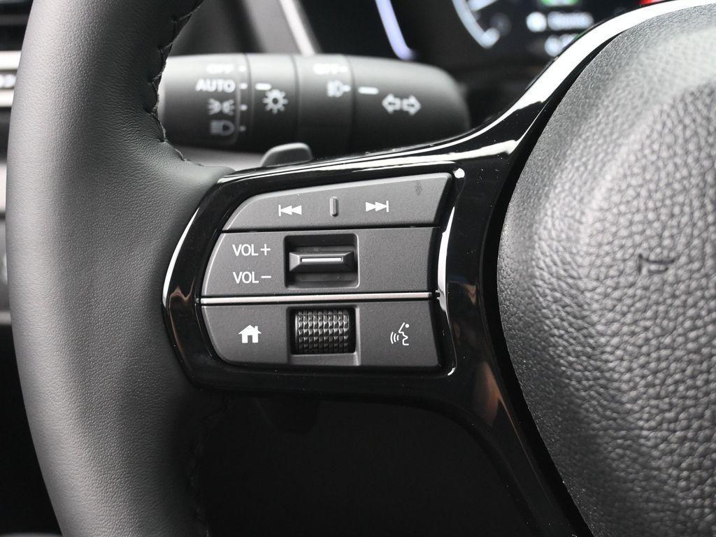 new 2025 Honda Pilot car, priced at $47,095