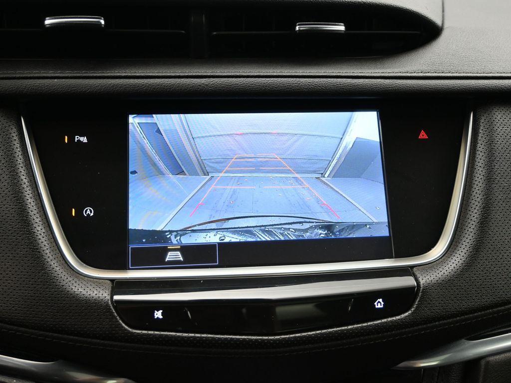 used 2023 Cadillac XT5 car, priced at $25,991