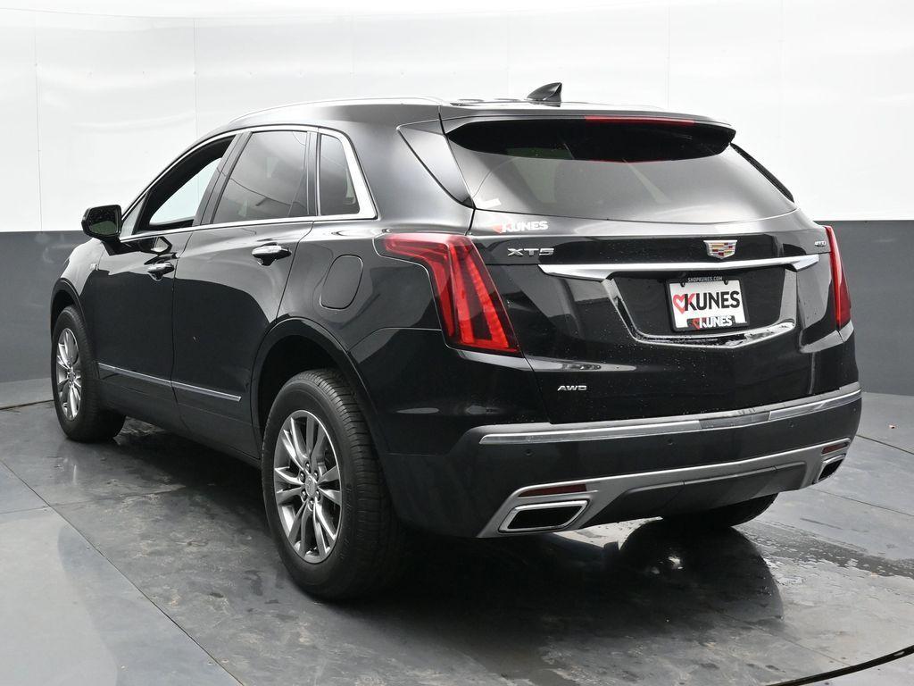 used 2023 Cadillac XT5 car, priced at $25,991
