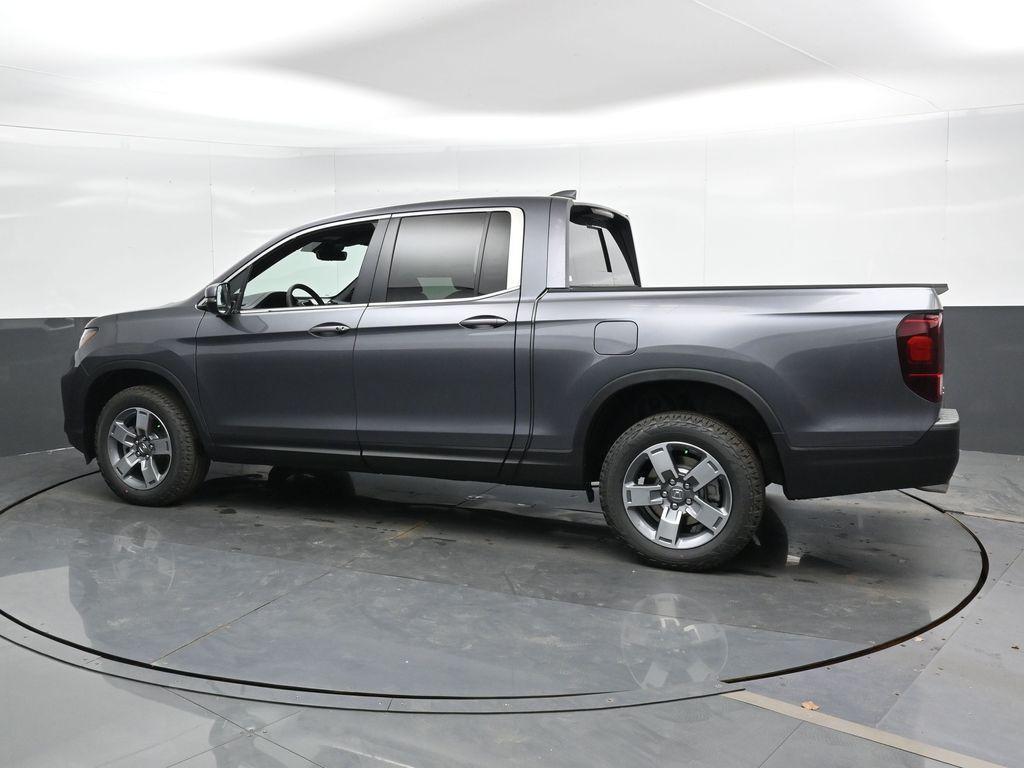 new 2025 Honda Ridgeline car, priced at $41,257