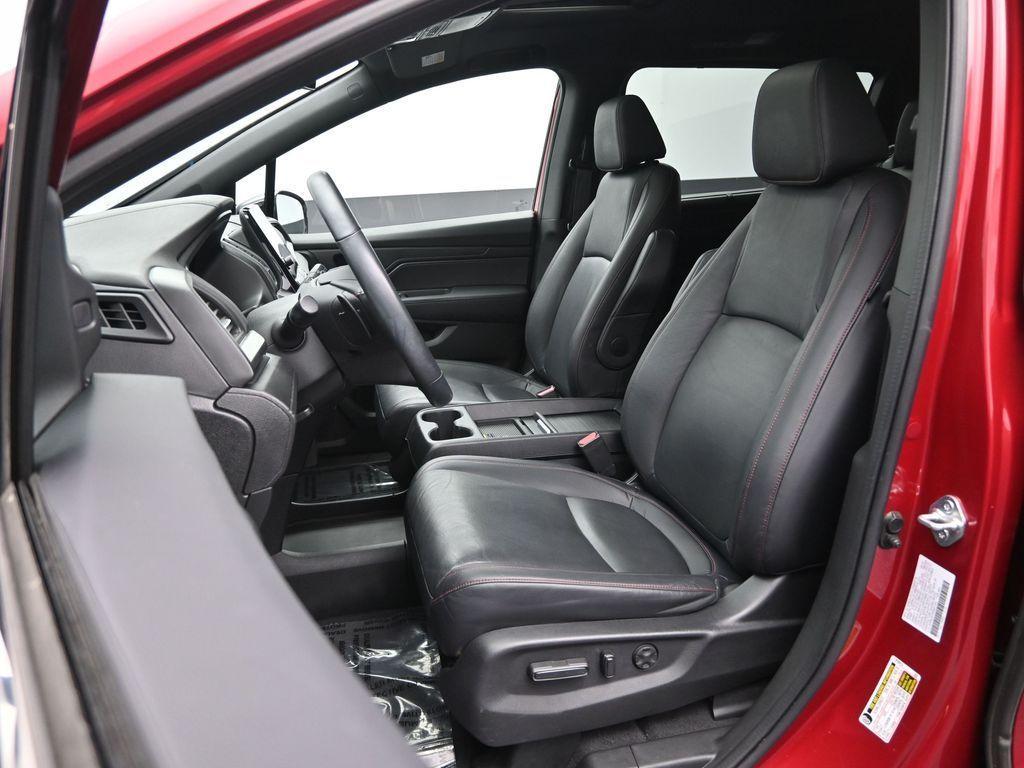 used 2023 Honda Odyssey car, priced at $36,888