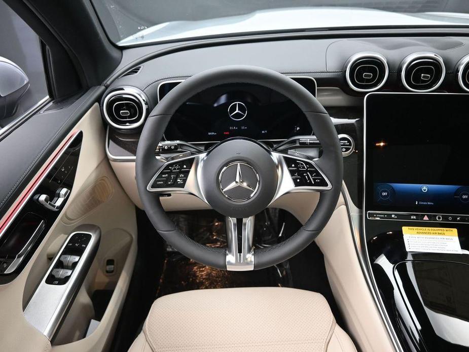 new 2025 Mercedes-Benz GLC 300 car, priced at $57,660