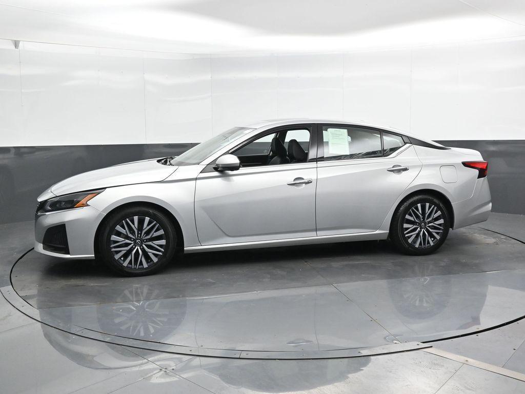 used 2023 Nissan Altima car, priced at $21,577