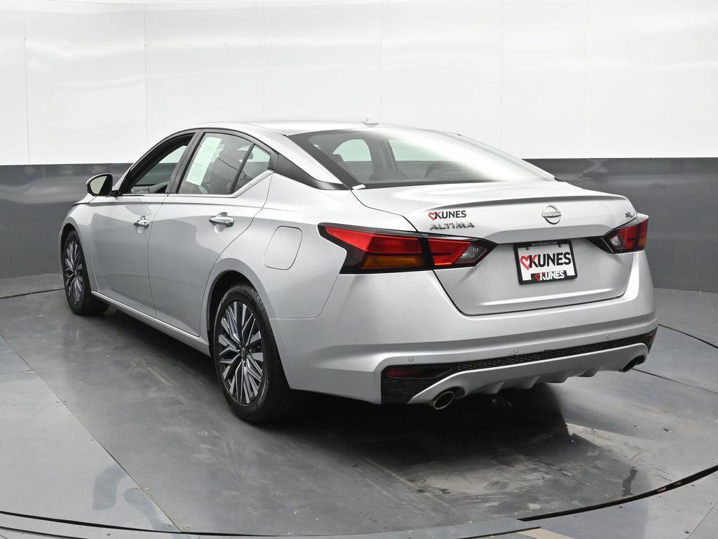 used 2023 Nissan Altima car, priced at $21,577