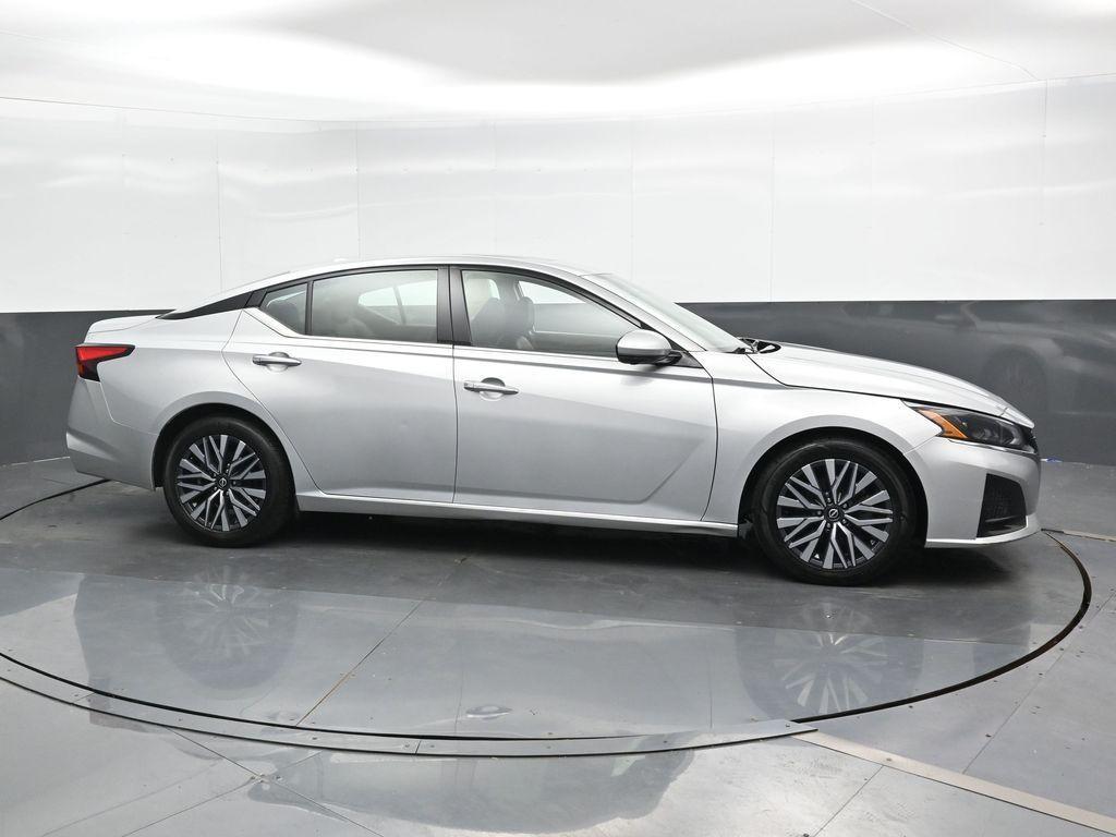 used 2023 Nissan Altima car, priced at $21,577
