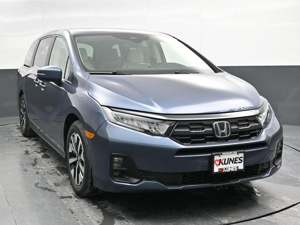 new 2025 Honda Odyssey car, priced at $42,234