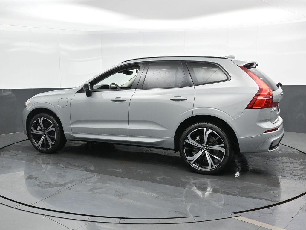 new 2025 Volvo XC60 Plug-In Hybrid car, priced at $71,510