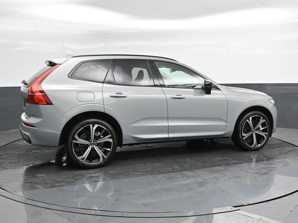 new 2025 Volvo XC60 Plug-In Hybrid car, priced at $71,510
