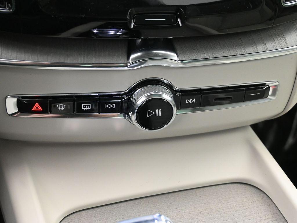 new 2025 Volvo XC60 Plug-In Hybrid car, priced at $71,510