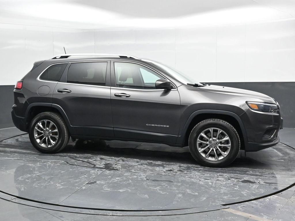 used 2019 Jeep Cherokee car, priced at $14,804