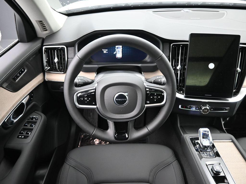 new 2025 Volvo XC90 car, priced at $63,428