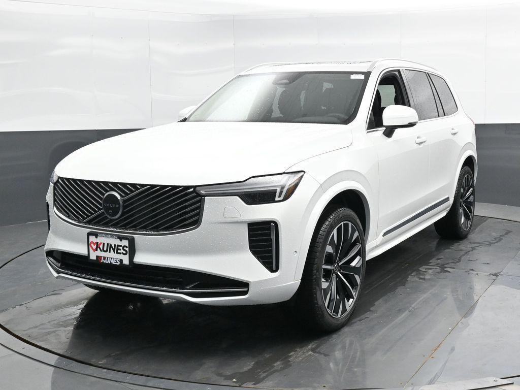 new 2025 Volvo XC90 car, priced at $63,428