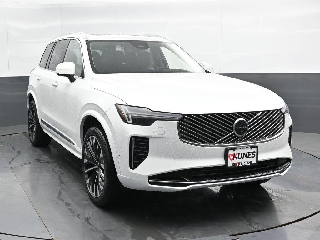 new 2025 Volvo XC90 car, priced at $63,428