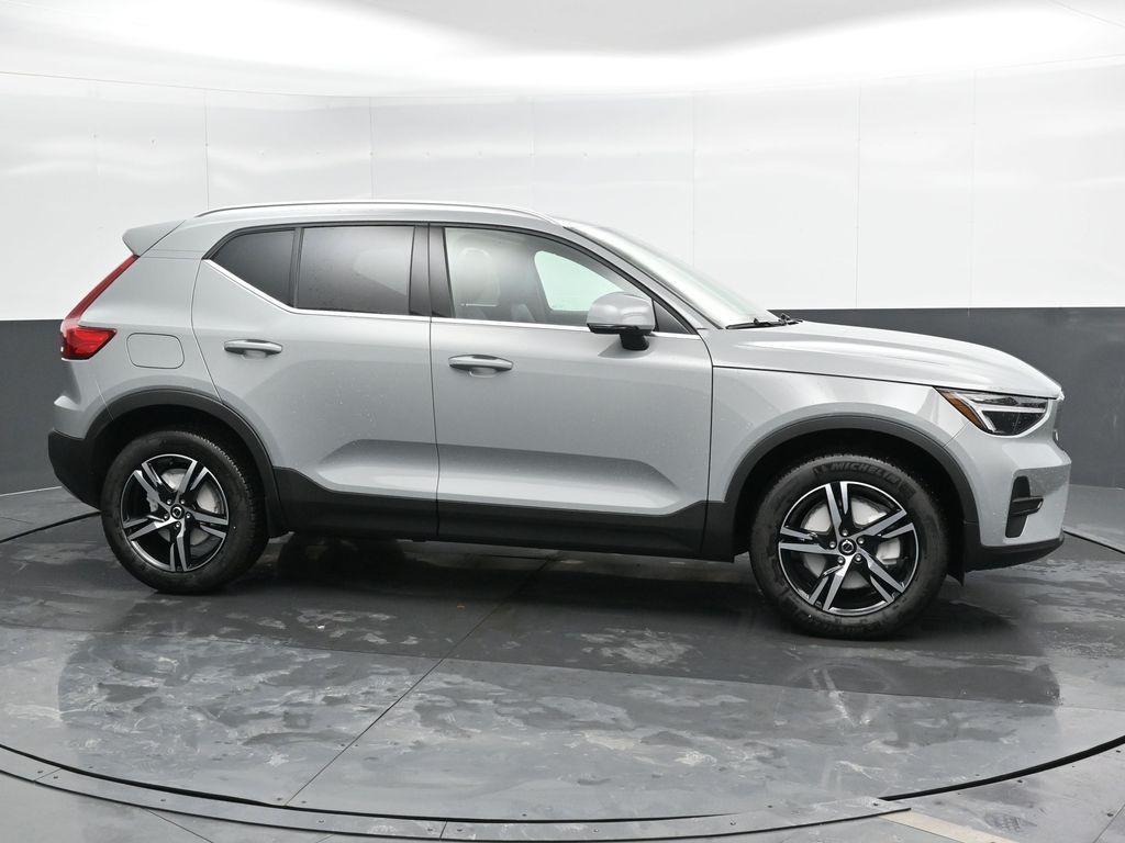 new 2025 Volvo XC40 car, priced at $43,500