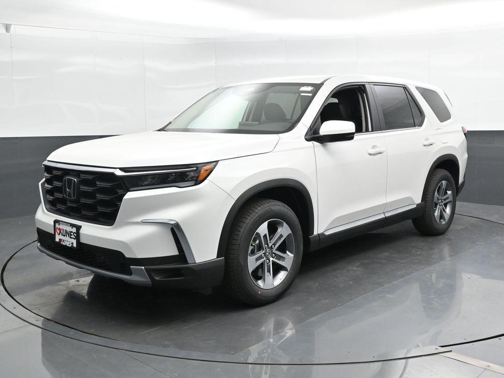 new 2025 Honda Pilot car, priced at $47,505