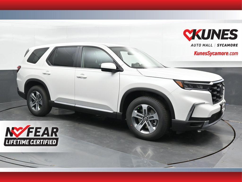 new 2025 Honda Pilot car, priced at $47,505