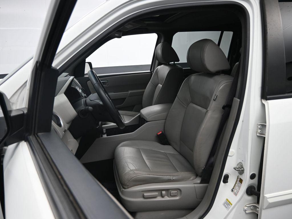 used 2011 Honda Pilot car, priced at $6,200