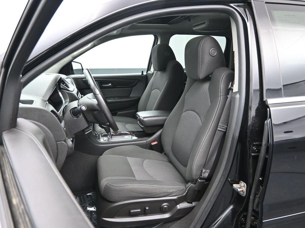 used 2016 Chevrolet Traverse car, priced at $10,500