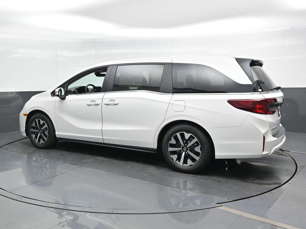 new 2026 Honda Odyssey car, priced at $43,081