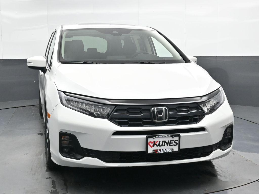 new 2026 Honda Odyssey car, priced at $43,081